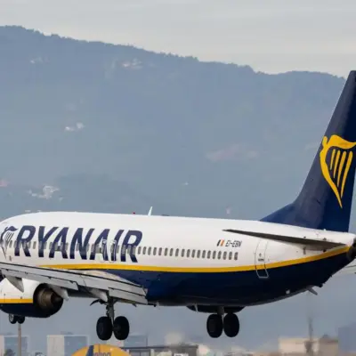 Ryanair розслідують через стягнення з батьків плати за сидіння з дітьми