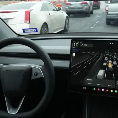 Аварія Tesla, в якій загинула жінка, перебуває під розслідуванням федерального уряду США