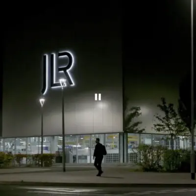 Сотні вакансій у Jaguar Land Rover