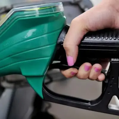 Майже 200 000 фунтів стерлінгів пального викрадають з британських автозаправних майданчиків щодня з початку війни з Іраном.