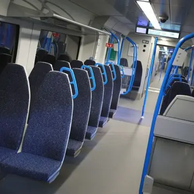 Сидіння, схожі на “прасувальні дошки”, замінять на Thameslink