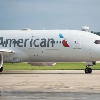 American Airlines поверне телеекрани на рейси до США