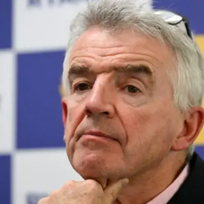 Керівник Ryanair Майкл О’Лірі вибачився за слова про “ґвалтівників, які заплатили за дорогі квитки”.