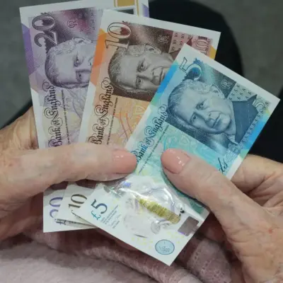 Пенсія перевищила 16 000 фунтів стерлінгів на рік після збільшення на 4,7%
